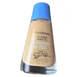 COVERGIRL - CLEAN MATTE - 545 WARM BEIGE
