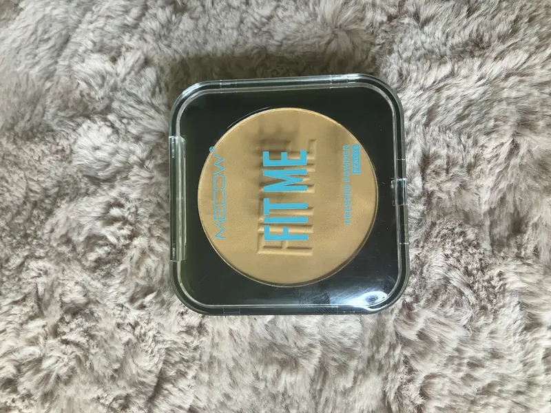 POLVO - MECOW FIT ME - PRESSED POWDER - TONO MEDIO  - MECOW POLVOS  - Comprar en Panama