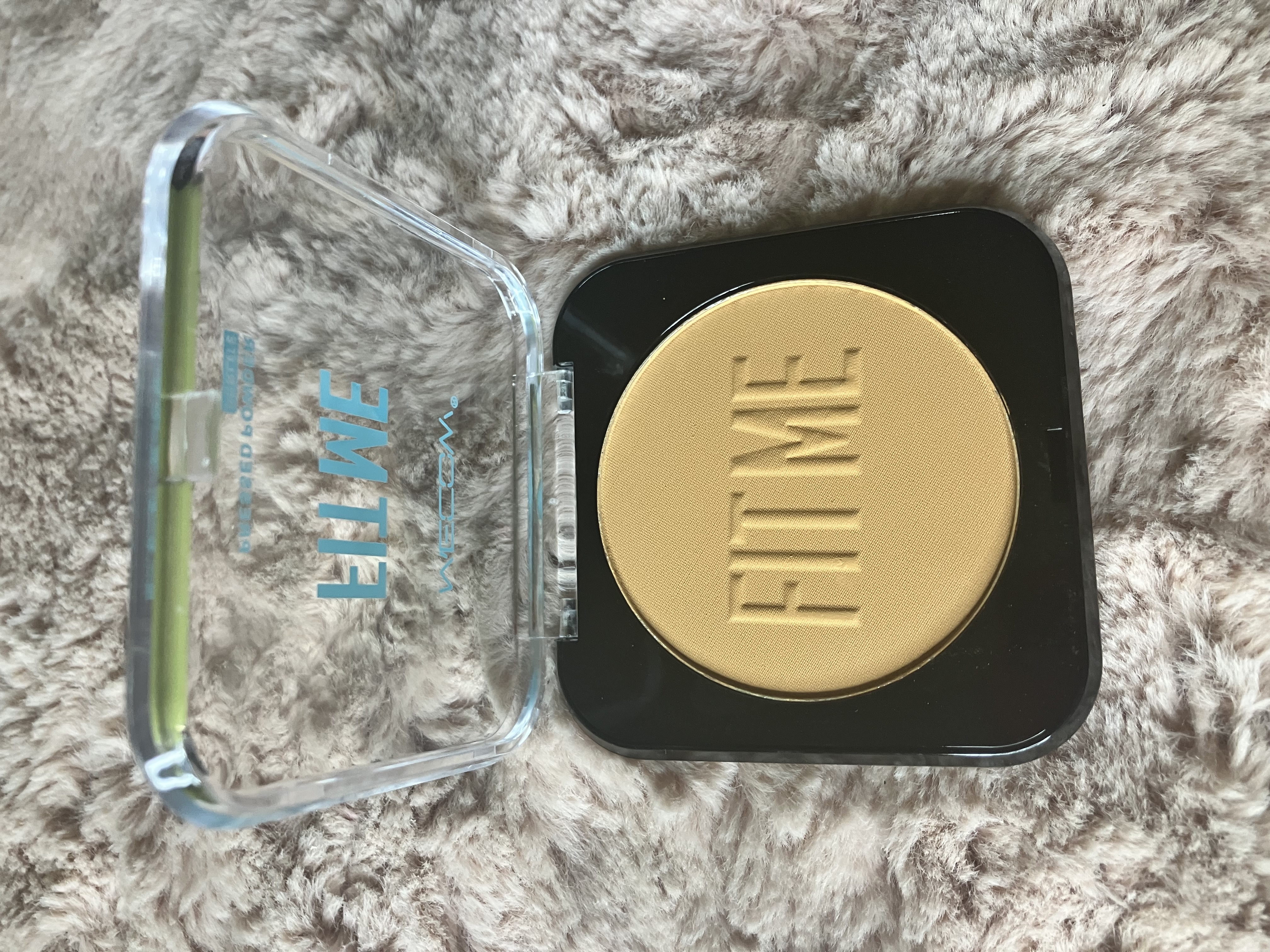 POLVO - MECOW FIT ME - PRESSED POWDER - TONO MEDIO  - miniatura